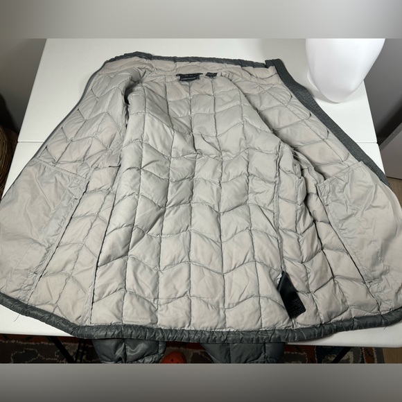 Marmot 800 Fill Quilted Puffer Coat - Picture 8 of 10